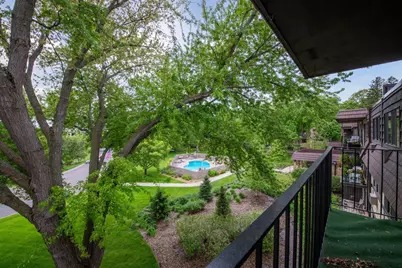 205 Barry Avenue S #320, Wayzata, MN 55391 - Photo 4