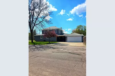415 1st Avenue NE, Little Falls, MN 56345 - Photo 2