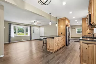 10200 Redwood St NW, Coon Rapids, MN 55433 - Photo 14