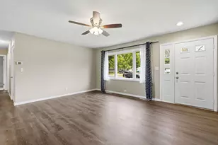 10200 Redwood St NW, Coon Rapids, MN 55433 - Photo 16