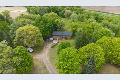 1295 Evergreen Drive, River Falls, WI 54022 - Photo 56