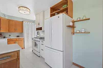 783 California Avenue W, Saint Paul, MN 55117 - Photo 8