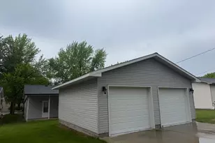 1614 11th Ave, Granite Falls, MN 56241 - Photo 6