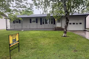 1614 11th Ave, Granite Falls, MN 56241 - Photo 2