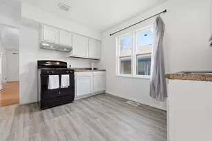 959 Jenks Ave, Saint Paul, MN 55106 - Photo 18