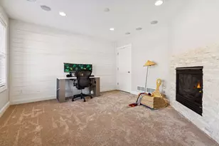 336 Spring St, Saint Paul, MN 55102 - Photo 8