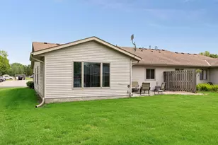 608 E Welco Dr, Montgomery, MN 56069 - Photo 12
