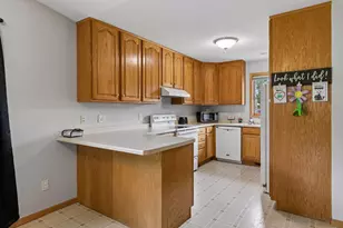 608 E Welco Dr, Montgomery, MN 56069 - Photo 18