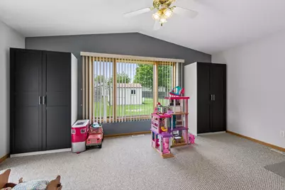 608 E Welco Drive, Montgomery, MN 56069 - Photo 6