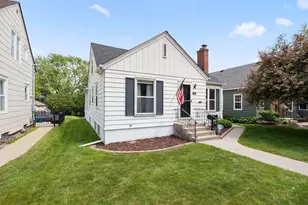 2231 McKinley Street NE, Minneapolis, MN 55418 - Photo 2