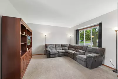 6096 Kalland Circle NE, Albertville, MN 55301 - Photo 8