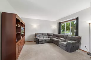 6096 Kalland Cir NE, Albertville, MN 55301 - Photo 8