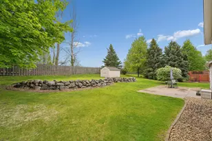 6096 Kalland Cir NE, Albertville, MN 55301 - Photo 2