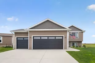 57 4th Ave SE, Kasson, MN 55944 - Photo 2