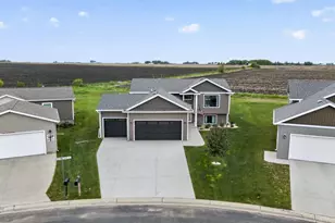 57 4th Ave SE, Kasson, MN 55944 - Photo 36