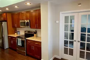 2575 Heritage Dr, Mendota Heights, MN 55120 - Photo 10