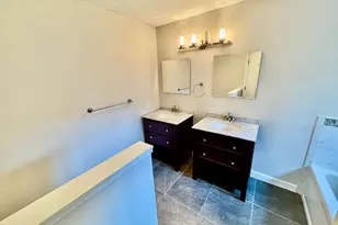 2575 Heritage Dr, Mendota Heights, MN 55120 - Photo 14