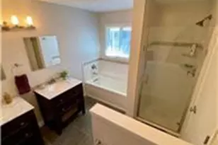 2575 Heritage Dr, Mendota Heights, MN 55120 - Photo 18