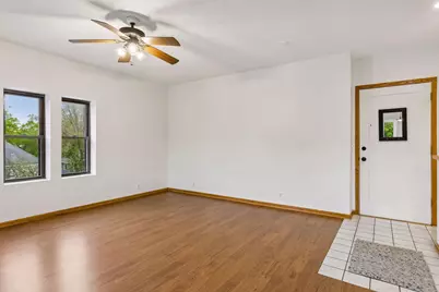 2733 Girard Avenue S #305, Minneapolis, MN 55408 - Photo 4