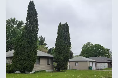 6800 Perry Avenue N, Brooklyn Center, MN 55429 - Photo 8