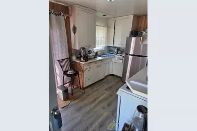 6800 Perry Avenue N, Brooklyn Center, MN 55429 - Photo 12