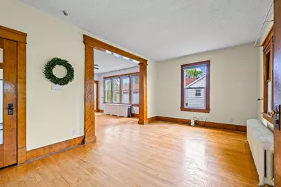 627 4th Avenue W, Shakopee, MN 55379 - Photo 4