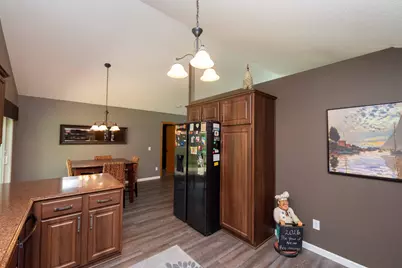 9343 Hillside Trail S, Cottage Grove, MN 55016 - Photo 10