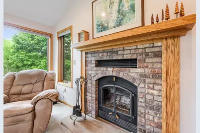718 Spring Brook Drive, Winona, MN 55987 - Photo 8