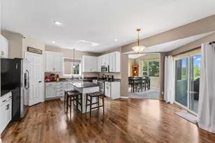 2810 White Eagle Dr, Woodbury, MN 55129 - Photo 14