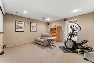 2810 White Eagle Dr, Woodbury, MN 55129 - Photo 44