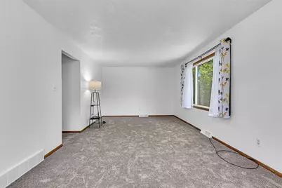 827 10th Avenue SE, Saint Cloud, MN 56304 - Photo 10