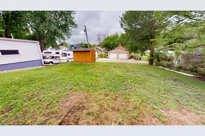 813 Pillsbury Avenue, Albert Lea, MN 56007 - Photo 32