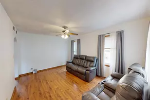 813 Pillsbury Ave, Albert Lea, MN 56007 - Photo 2