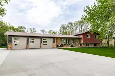 7708 Aquarius Drive, Fargo, ND 58104 - Photo 4