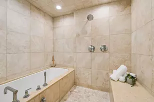 2100 W Lake of the Isles Pkwy, Minneapolis, MN 55405 - Photo 44