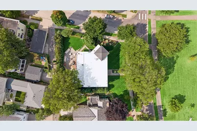 2100 W Lake Of The Isles Parkway, Minneapolis, MN 55405 - Photo 6