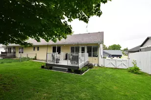 1001 W 6th St, Zumbrota, MN 55992 - Photo 34