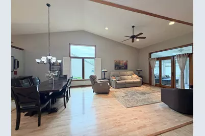 1001 W 6th Street, Zumbrota, MN 55992 - Photo 8