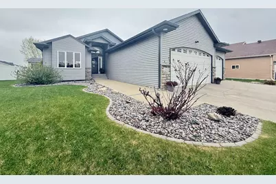 4742 44th Street S, Fargo, ND 58104 - Photo 4