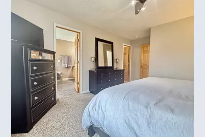4742 44th Street S, Fargo, ND 58104 - Photo 24