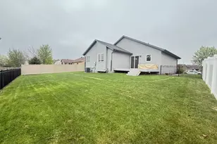 4742 44th St S, Fargo, ND 58104 - Photo 60