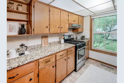 598 Clifford Street, Saint Paul, MN 55104 - Photo 12