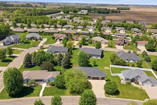 1406 26th St SW, Austin, MN 55912 - Photo 64