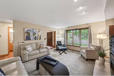 263 Lily Pond Lane, Vadnais Heights, MN 55127 - Photo 8