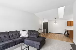 14025 44th Pl N, Plymouth, MN 55446 - Photo 10