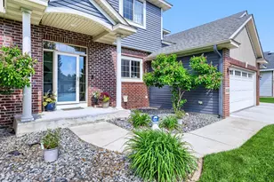 10538 Scott Ave N, Brooklyn Park, MN 55443 - Photo 2