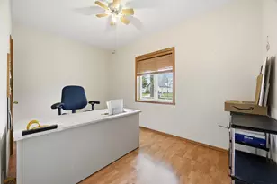 1810 5th Ave S, Fargo,  58103 - Photo 12