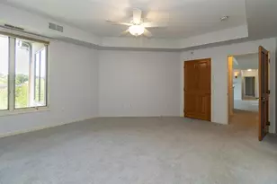 5225 Grandview Square, Edina, MN 55436 - Photo 26