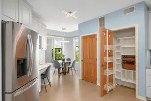 5225 Grandview Square, Edina, MN 55436 - Photo 24