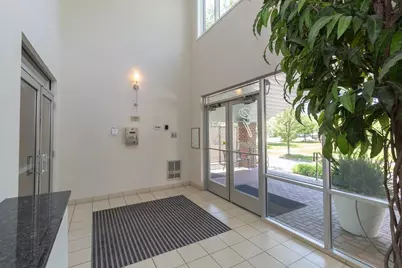5225 Grandview Square #414, Edina, MN 55436 - Photo 4